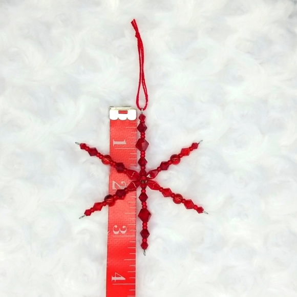 6 Hand Crafted Handmade Beaded Red & Green Snowflake Ornaments - Picture 8 of 12